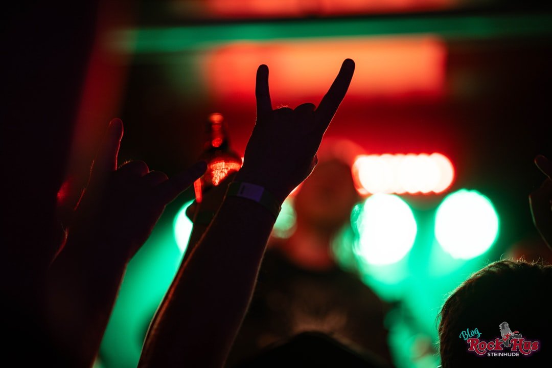 Hey Rockstars, Musikproduzenten und alle, die das Rock-Hus am Steinhuder Meer lieben!